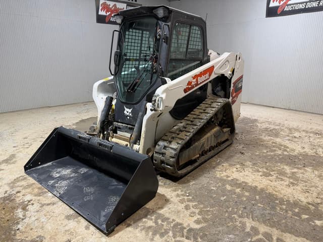 Image of Bobcat T62 equipment image 1