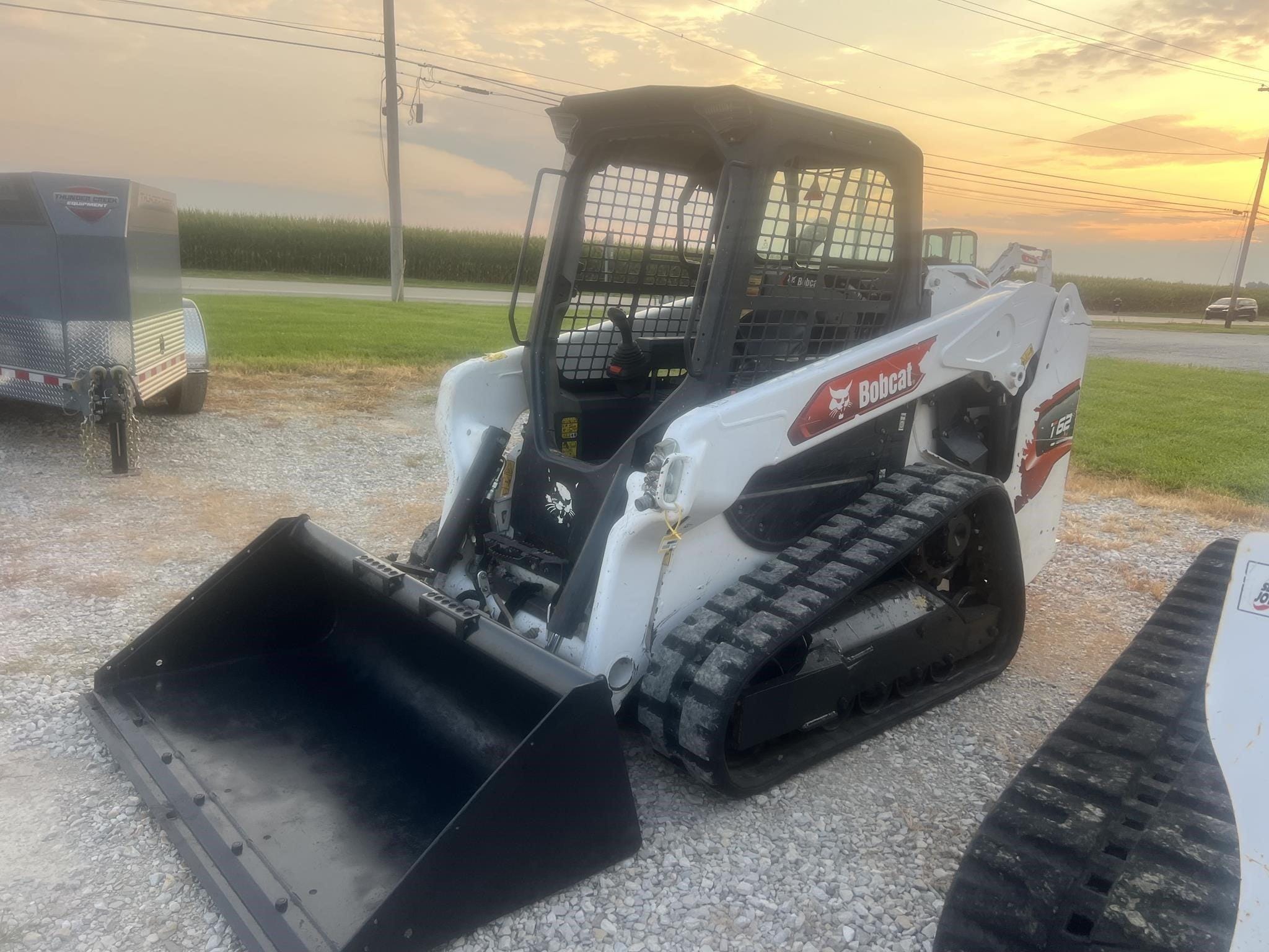 2022 Bobcat T62 Equipment Image0