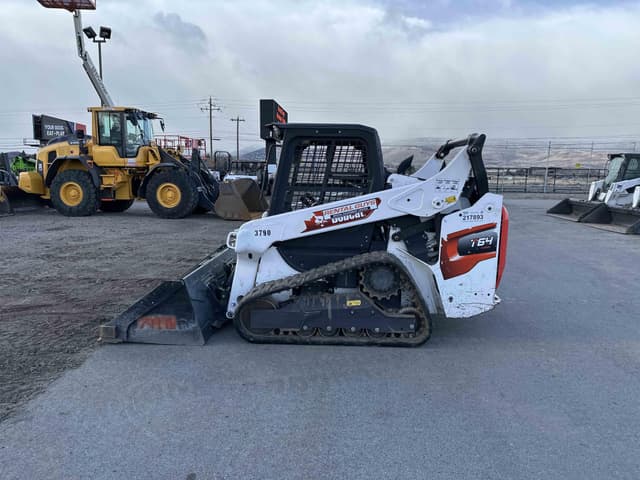 Image of Bobcat T64 equipment image 2