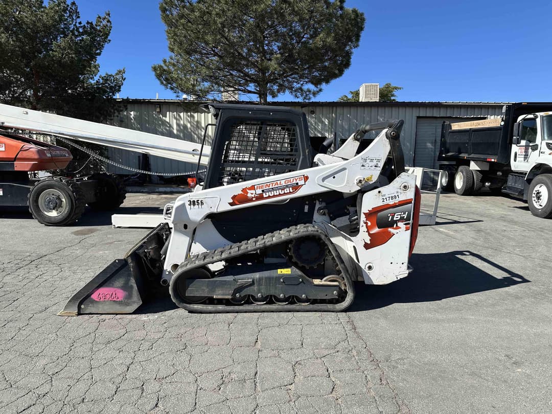 Image of Bobcat T64 Primary image