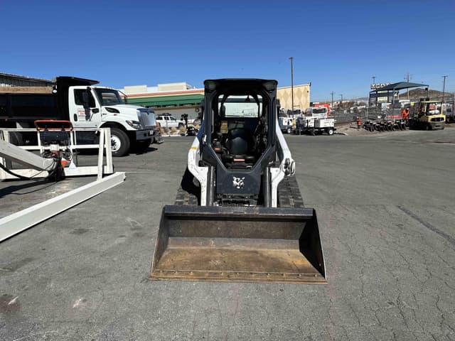 Image of Bobcat T64 equipment image 1
