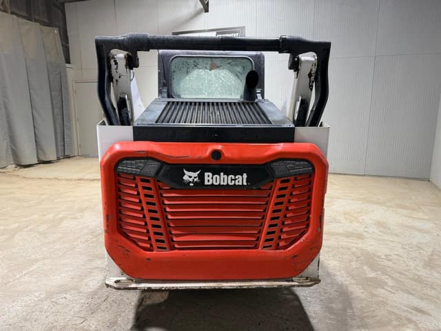 Image of Bobcat T64 equipment image 3