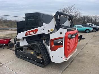 2022 Bobcat T64 Equipment Image0