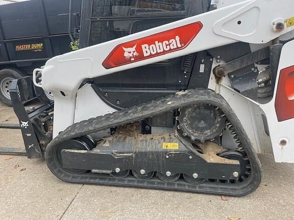 Image of Bobcat T64 equipment image 3