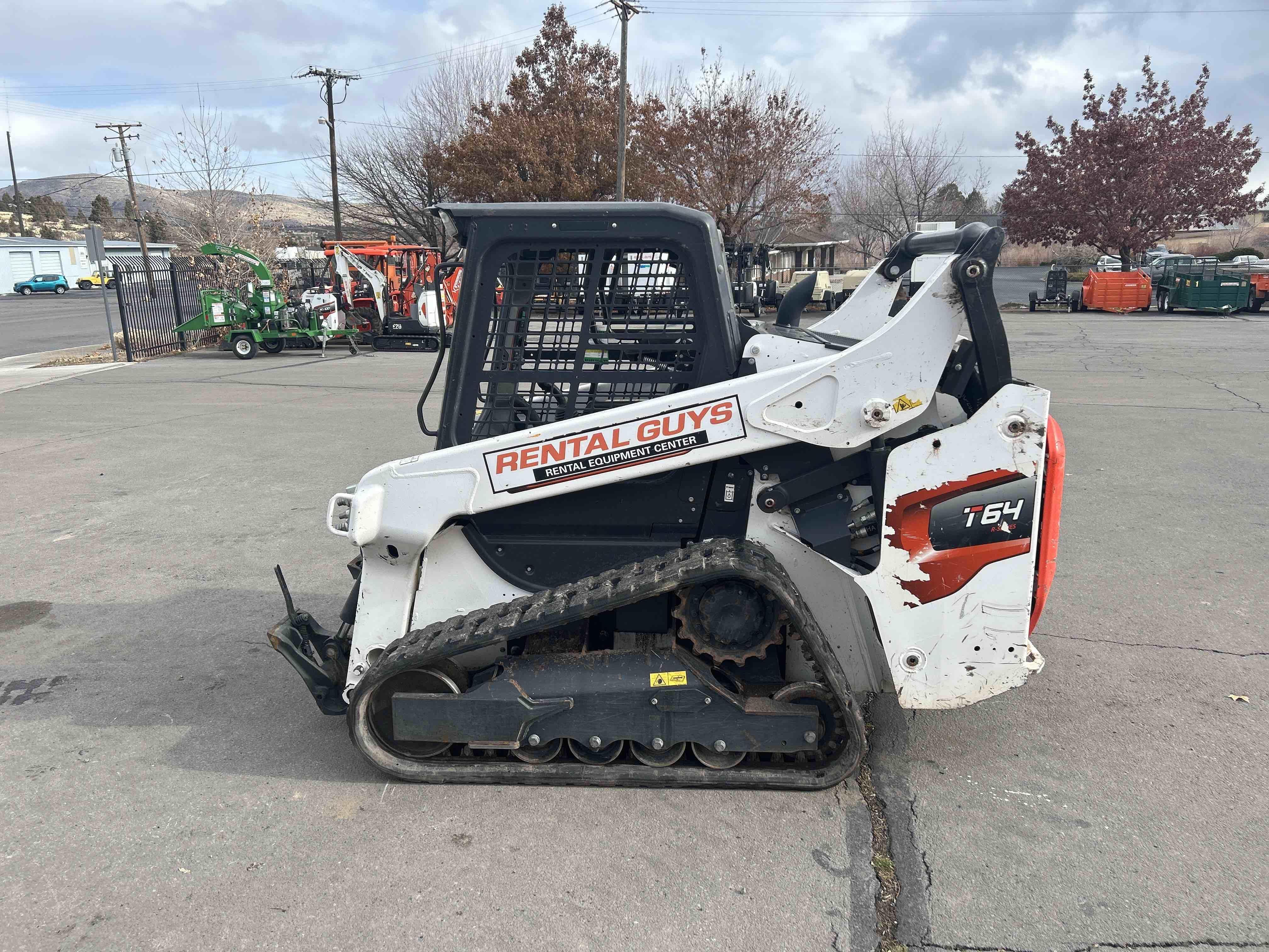 2022 Bobcat T64 Equipment Image0