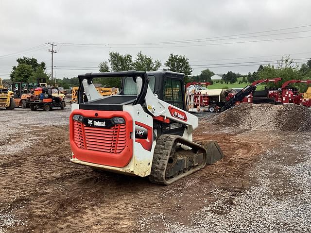 Image of Bobcat T64 equipment image 4