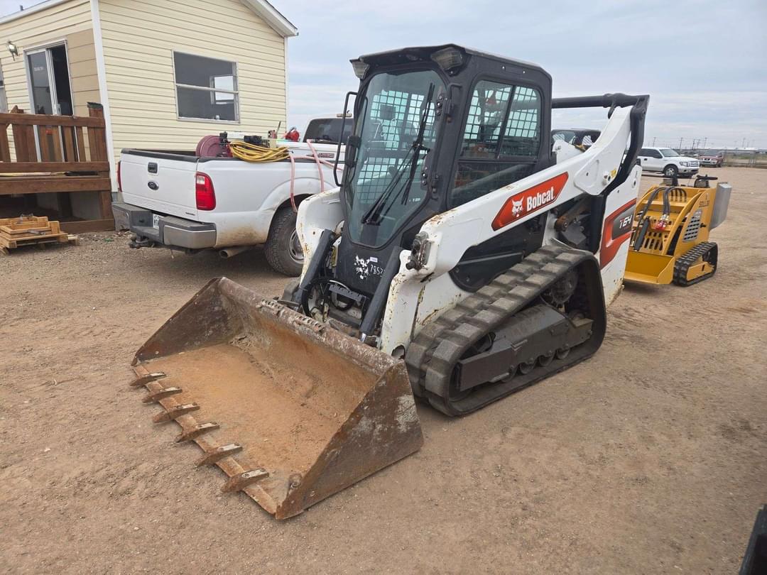 Image of Bobcat T64 Primary image