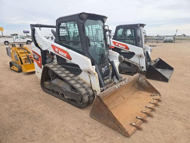 Image of Bobcat T64 equipment image 1