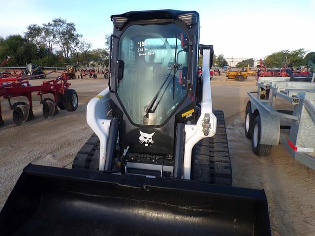 Image of Bobcat T66 equipment image 2