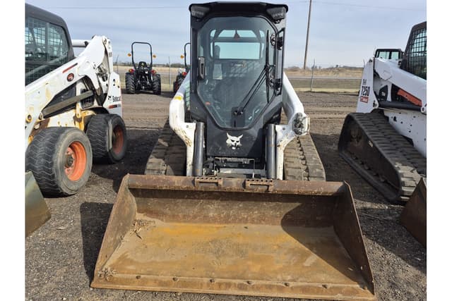 Image of Bobcat T66 equipment image 4