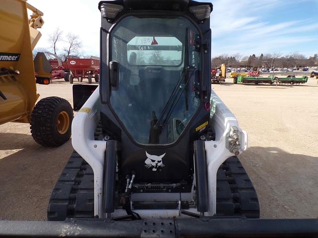 Image of Bobcat T66 equipment image 2