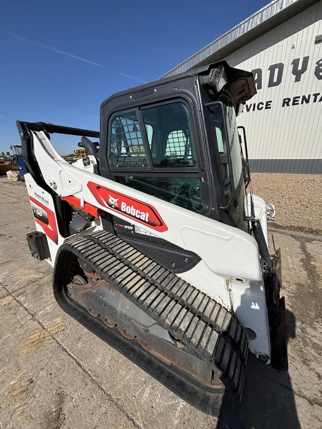 Image of Bobcat T66 equipment image 4