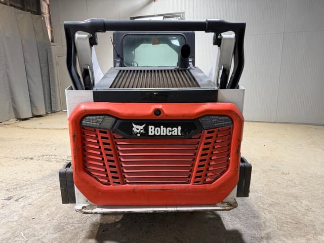 Image of Bobcat T66 equipment image 3