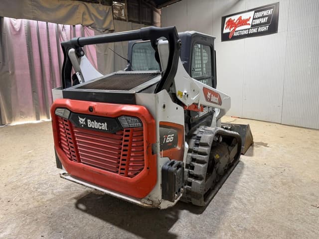 Image of Bobcat T66 equipment image 4