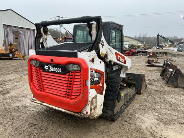 Image of Bobcat T66 equipment image 3