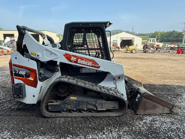 Image of Bobcat T66 equipment image 4
