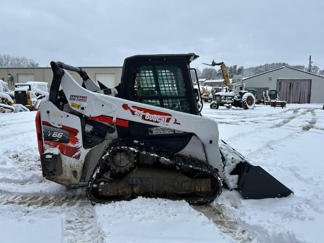 Image of Bobcat T66 equipment image 4