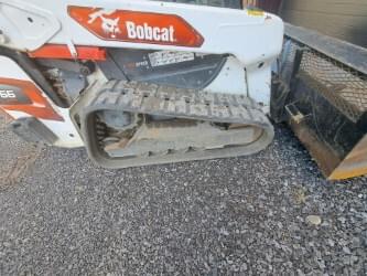 Image of Bobcat T66 equipment image 2