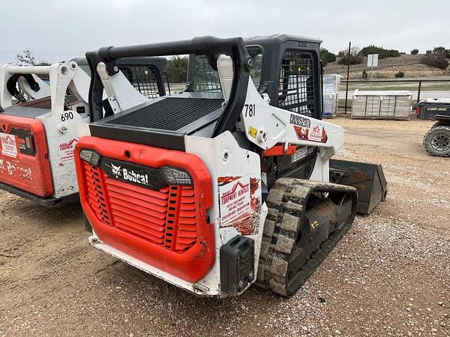 Image of Bobcat T66 equipment image 2