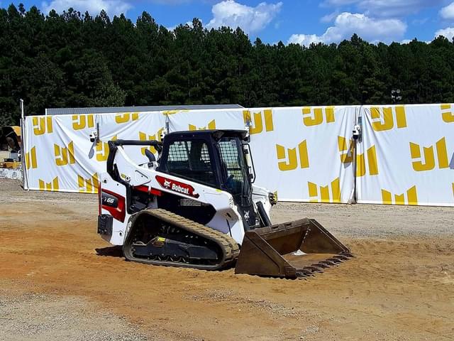 Image of Bobcat T66 equipment image 2