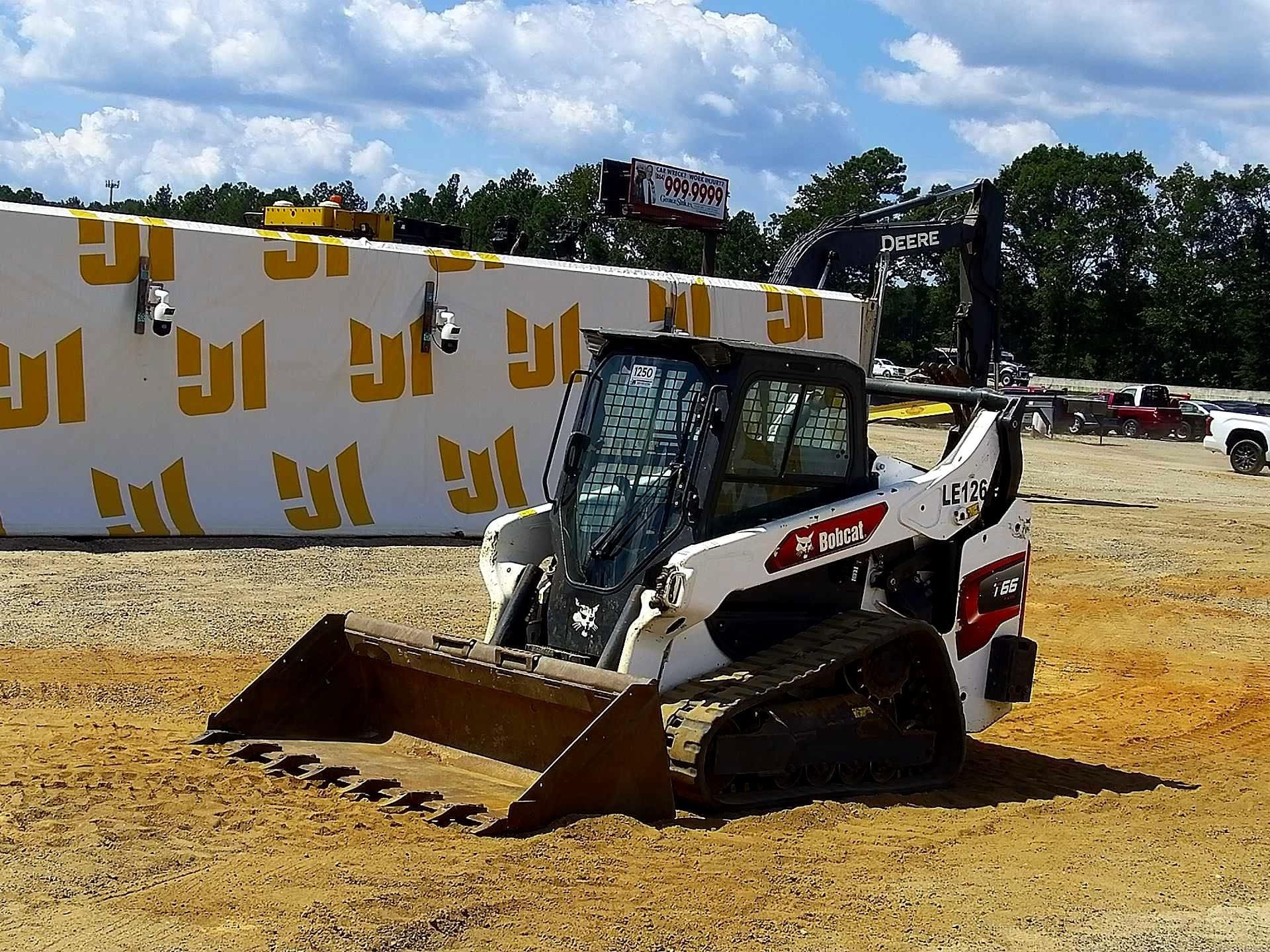 2022 Bobcat T66 Equipment Image0