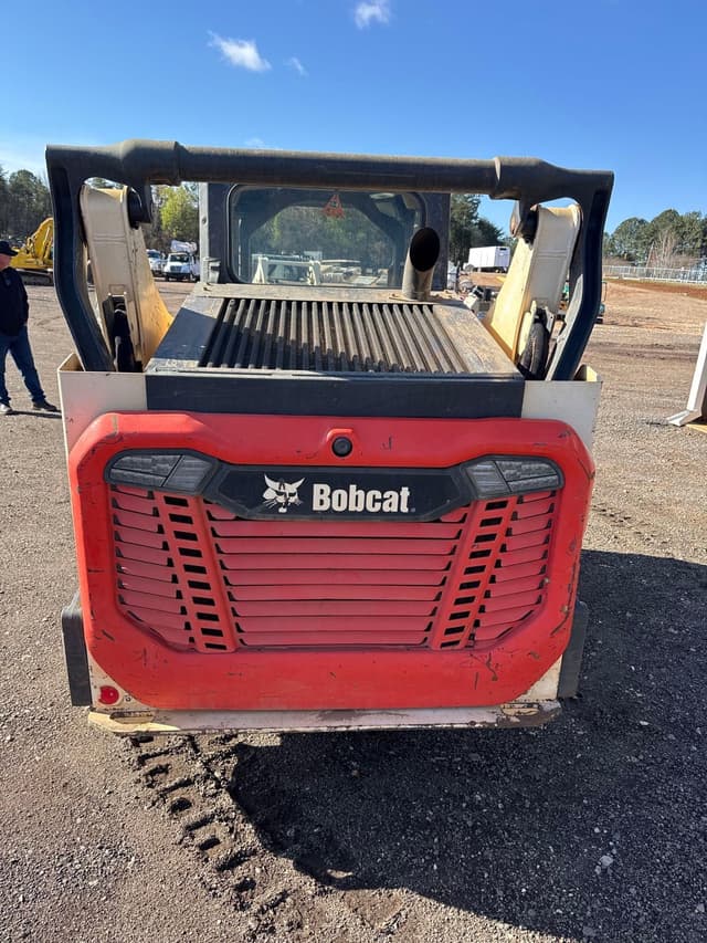 Image of Bobcat T66 equipment image 3