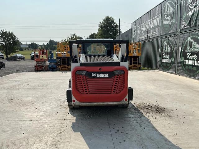 Image of Bobcat T66 equipment image 2
