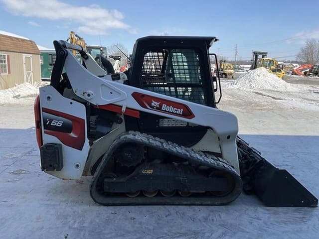 Image of Bobcat T66 equipment image 4