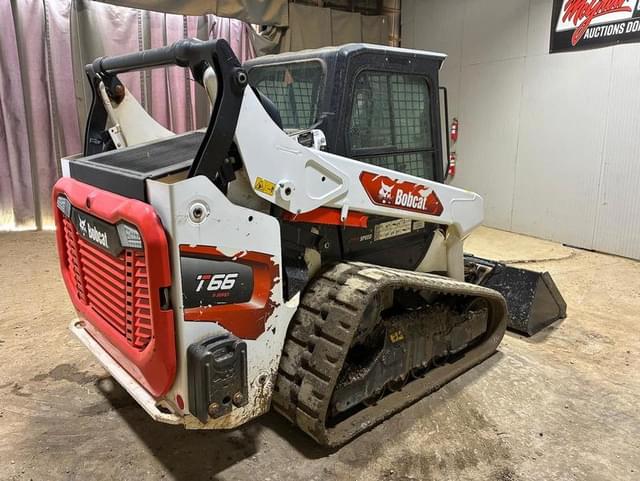 Image of Bobcat T66 equipment image 4