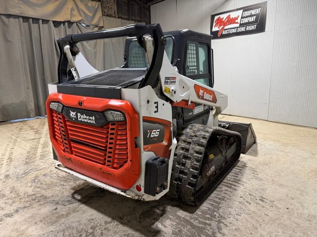 Image of Bobcat T66 equipment image 4