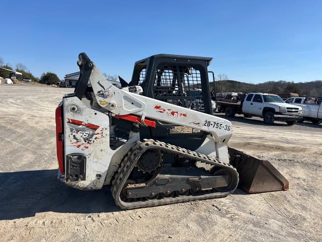 Image of Bobcat T66 equipment image 4