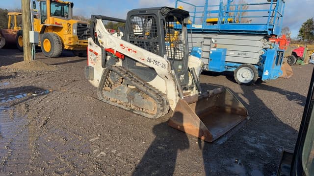 Image of Bobcat T66 equipment image 2