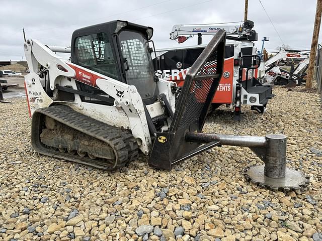 Image of Bobcat T740 equipment image 4