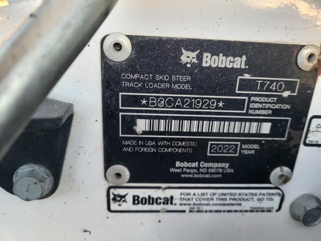 Image of Bobcat T740 equipment image 4