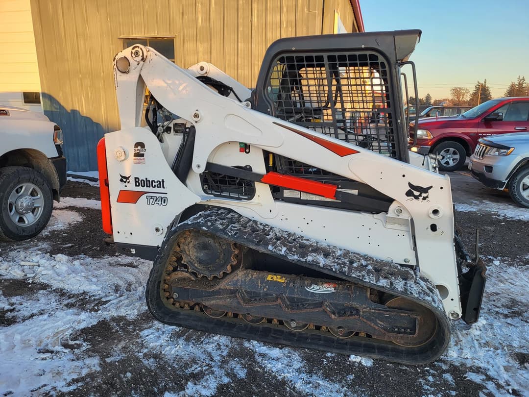Image of Bobcat T740 Primary image