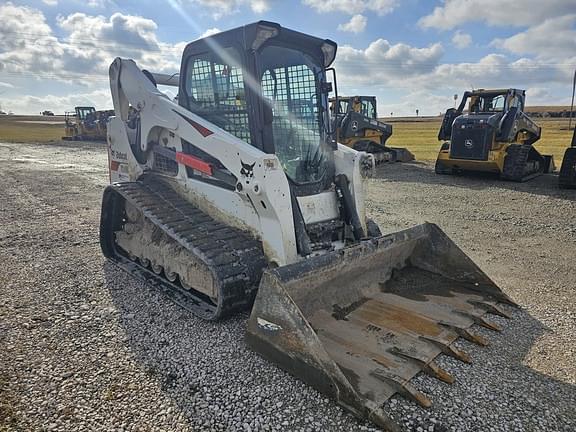 Image of Bobcat T740 equipment image 1