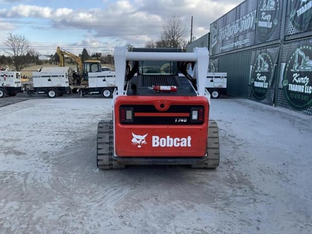Image of Bobcat T740 equipment image 2