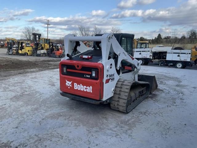 Image of Bobcat T740 equipment image 3