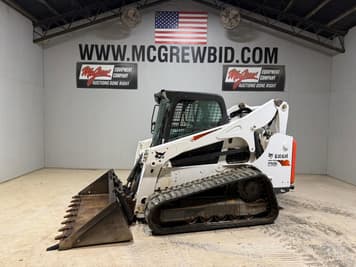 Main image Bobcat T740