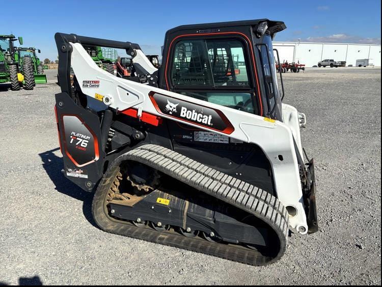 2022 Bobcat T76 Equipment Image0