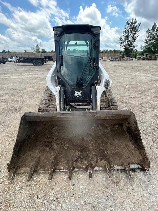 Image of Bobcat T76 equipment image 2