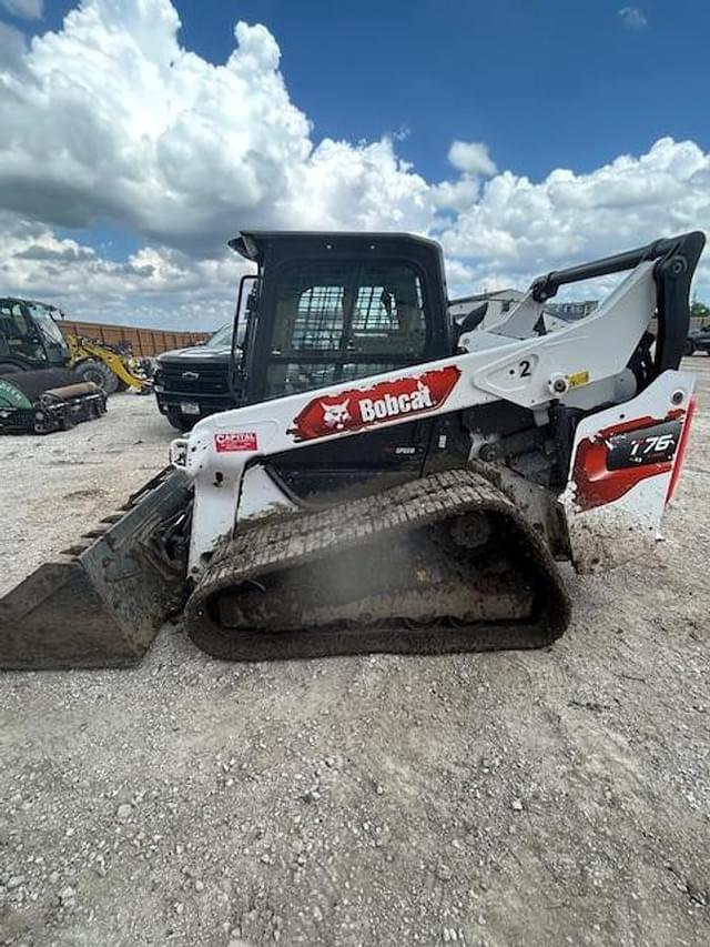 Image of Bobcat T76 equipment image 4