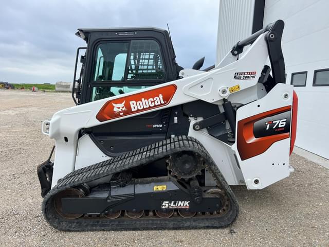 Image of Bobcat T76 equipment image 3