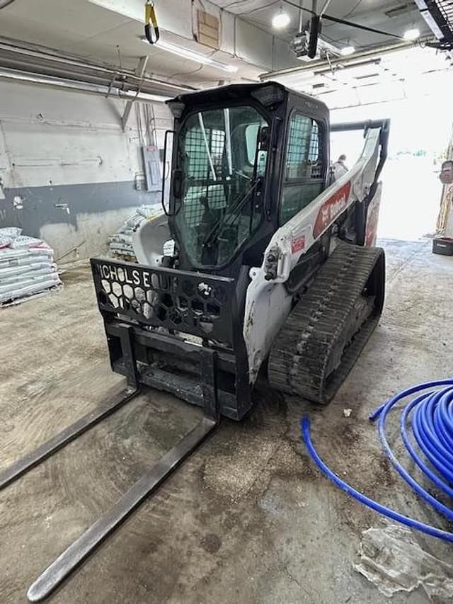 Image of Bobcat T76 equipment image 3