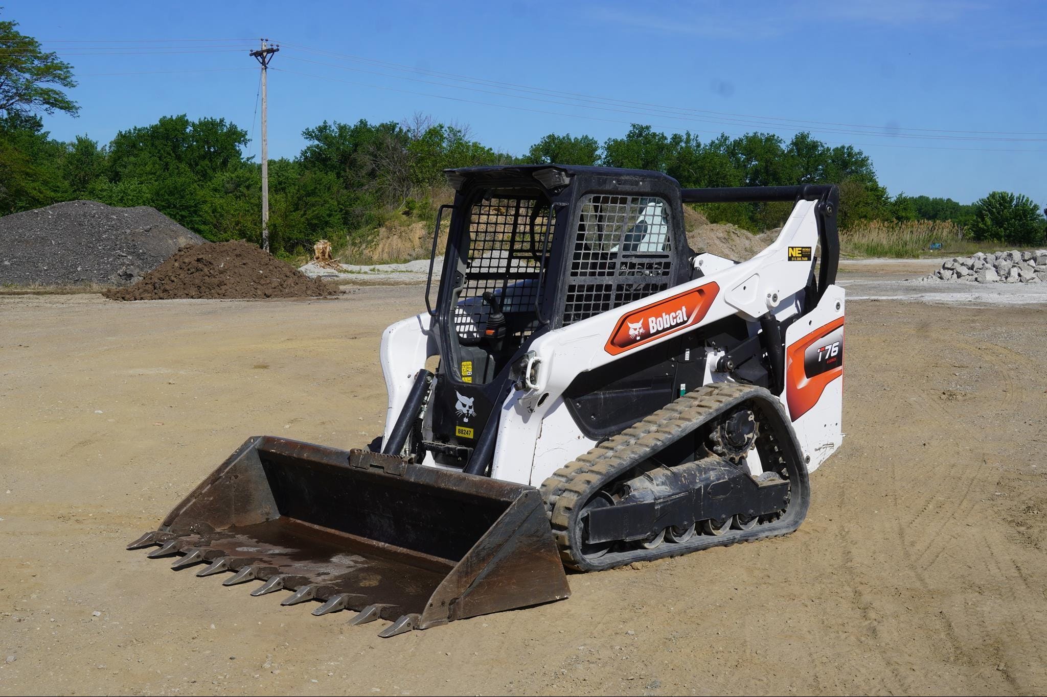 2022 Bobcat T76 Equipment Image0