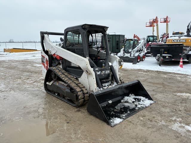 Image of Bobcat T76 equipment image 2