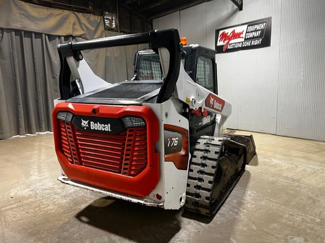 Image of Bobcat T76 equipment image 4