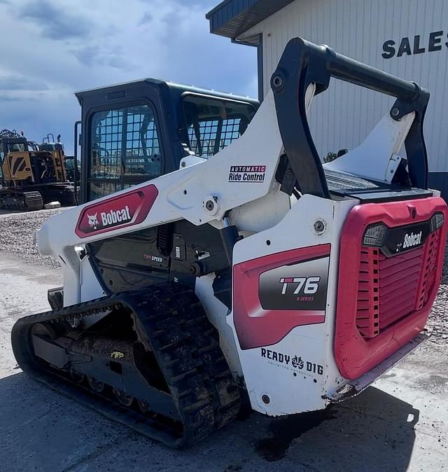 Image of Bobcat T76 equipment image 4