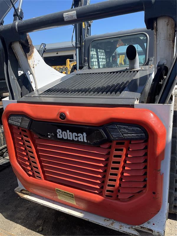 Image of Bobcat T76 equipment image 3