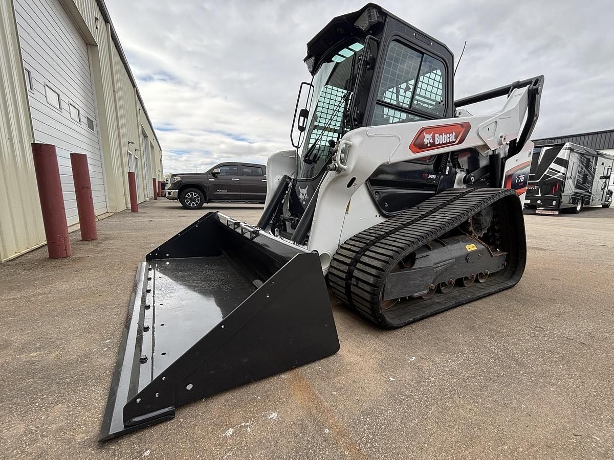 2022 Bobcat T76 Equipment Image0